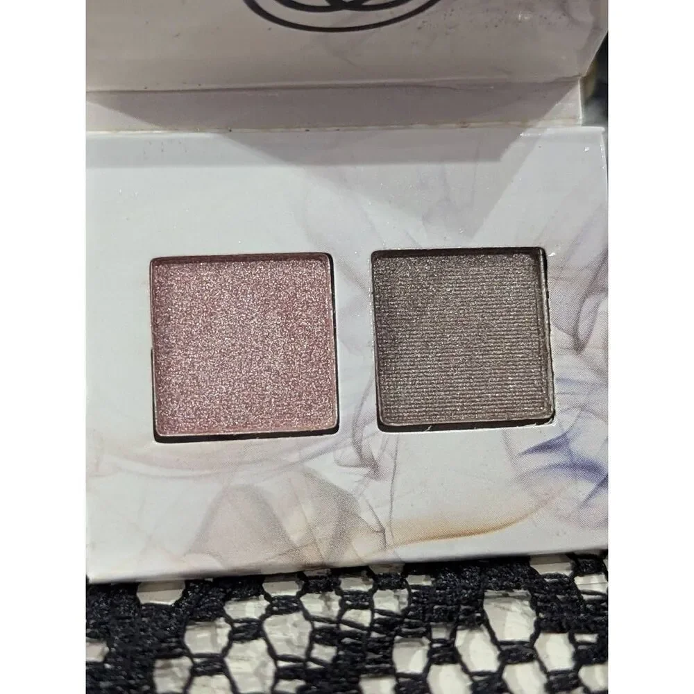 5/25 Coastal Scents Revealed Smoky Eye Shadow Duo